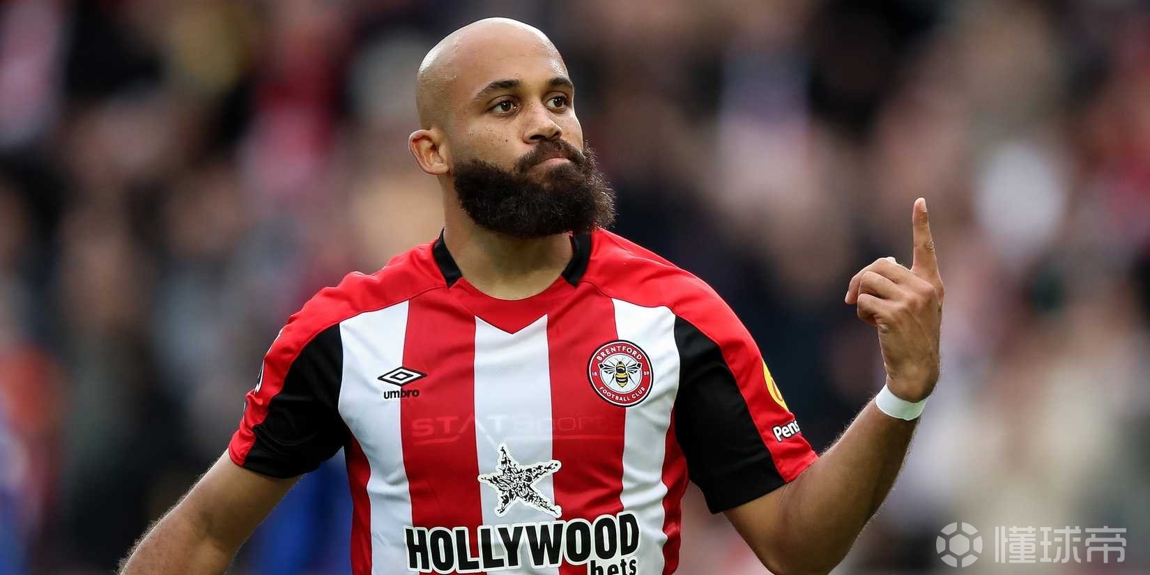 包含英超转会期走向成谜；纽约尼克斯造点机会；引发热议；更衣室氛围转暖的词条