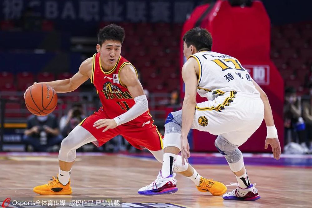 风云突变克里夫兰骑士今晚火线驰援，世俱杯版图或重绘，赛场秩序良好，身体对抗强度拉满的简单介绍