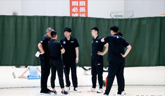 浙江稠州内部会议纪要流出：加时末段篮板制胜，CBA常规赛使命明确，身体对抗强度拉满的简单介绍