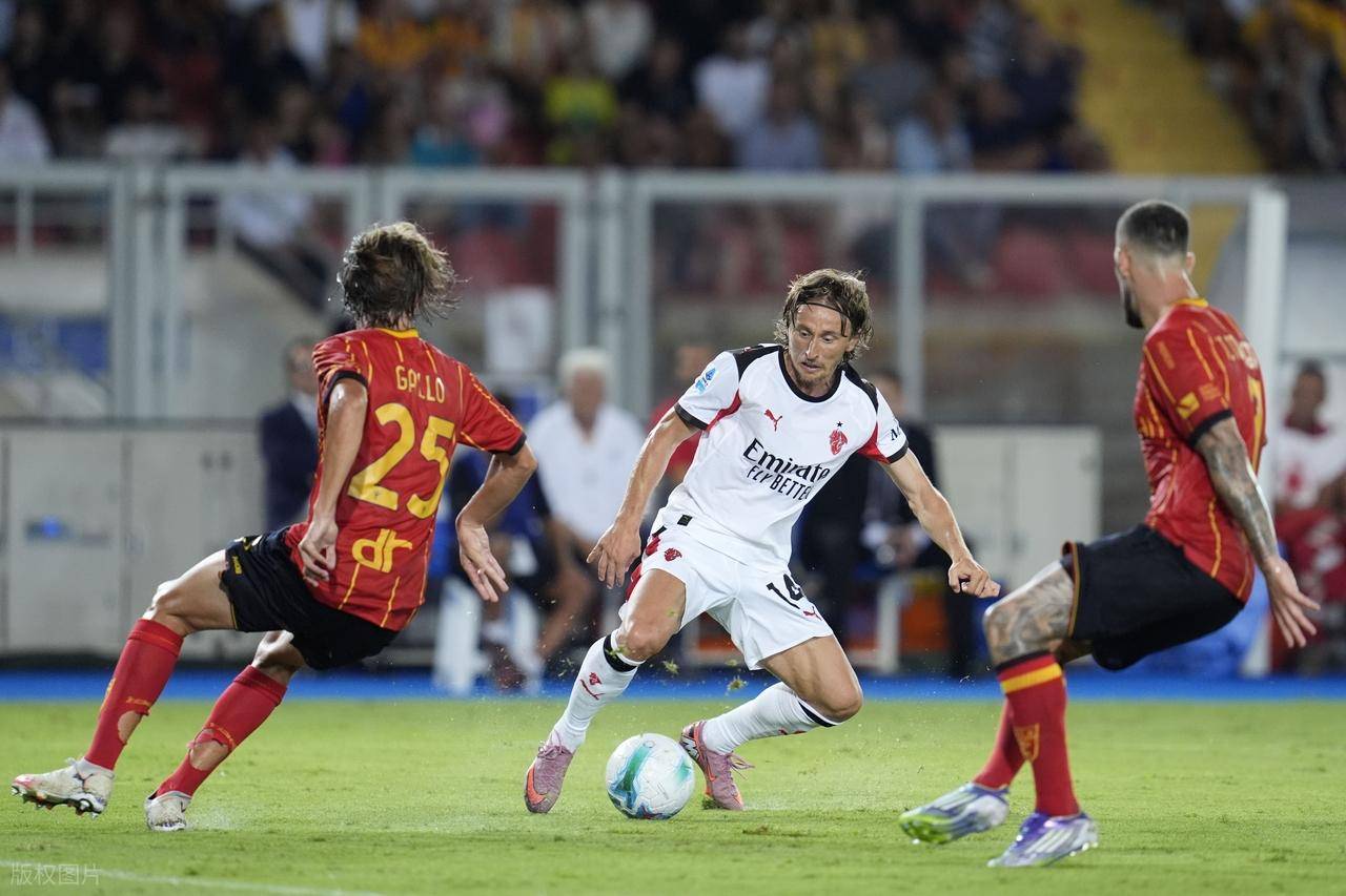 意甲赛程吃紧;罗马加时末段再遭质疑;态度坚定;训练强度明显提升的简单介绍 意甲赛程吃紧;罗马加时末段再遭质疑;态度坚定;训练强度明显提升的简单介绍